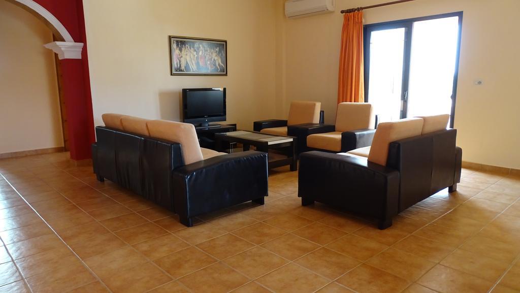 Villa Lions Ksamil Room photo